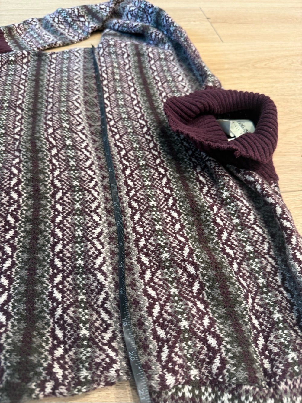 Eddie Bauer Maroon and Green Fair Isle Turtleneck Sweater - Picture 5 of 7